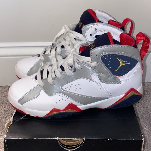 Olympic 7 Jordans Size 5Y - Picture 3 of 5